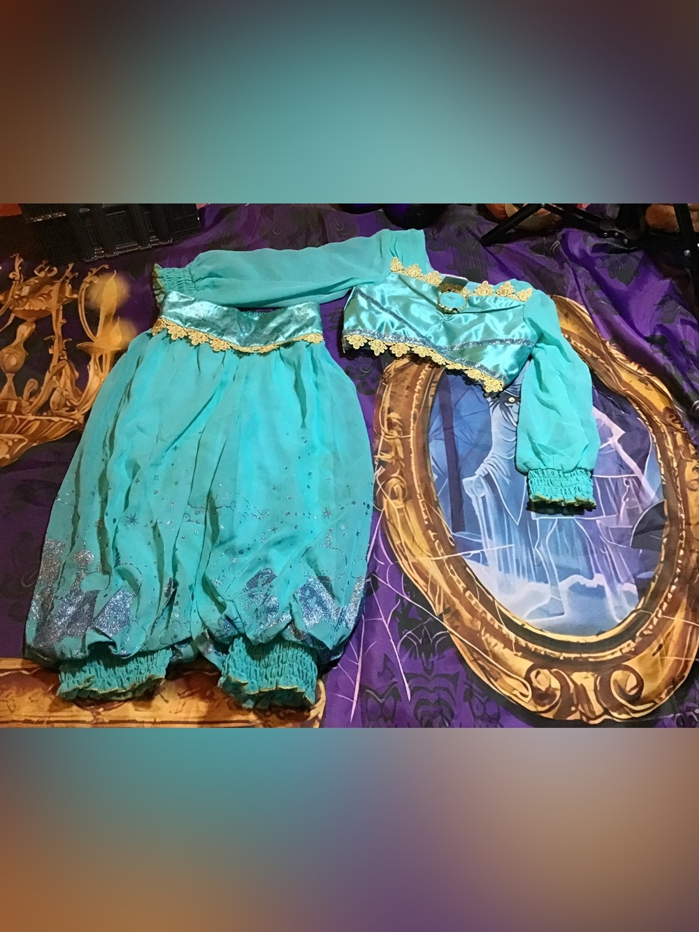 Disney store princess jasmine girl costume size 3 -preowned